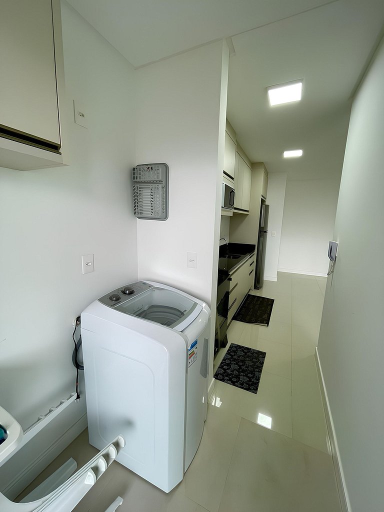 #CD1903 - Apartamento completo em Meia Praia com varanda gou